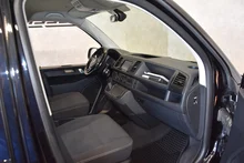VW Multivan Trendline TDI 4MOTION in deepblack perleffekt