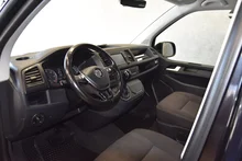 VW Multivan Trendline TDI 4MOTION in deepblack perleffekt