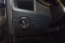 VW Multivan Trendline TDI 4MOTION in deepblack perleffekt