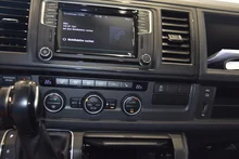 VW Multivan Trendline TDI 4MOTION in deepblack perleffekt