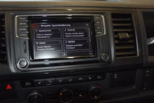 VW Multivan Trendline TDI 4MOTION in deepblack perleffekt