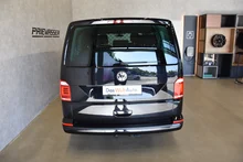VW Multivan Trendline TDI 4MOTION in deepblack perleffekt
