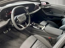 Audi A6 Avant e-tron in Daytonagrau Perleffekt