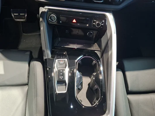 Bild eines Audi Q5 SUV TDI quattro 150 kW