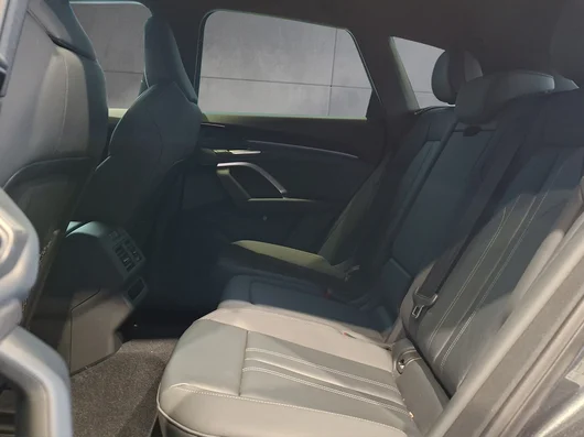 Bild eines Audi Q5 SUV TDI quattro 150 kW