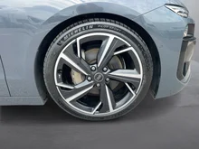Audi A6 Avant e-tron quattro business in Magnetgrau