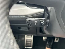 Audi A6 Avant e-tron quattro business in Magnetgrau