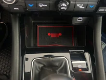 Jeep Compass Night Eagle FWD in dunkelgrau - metallic