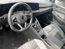 VW Golf R-Line TSI in Delfingrau Metallic