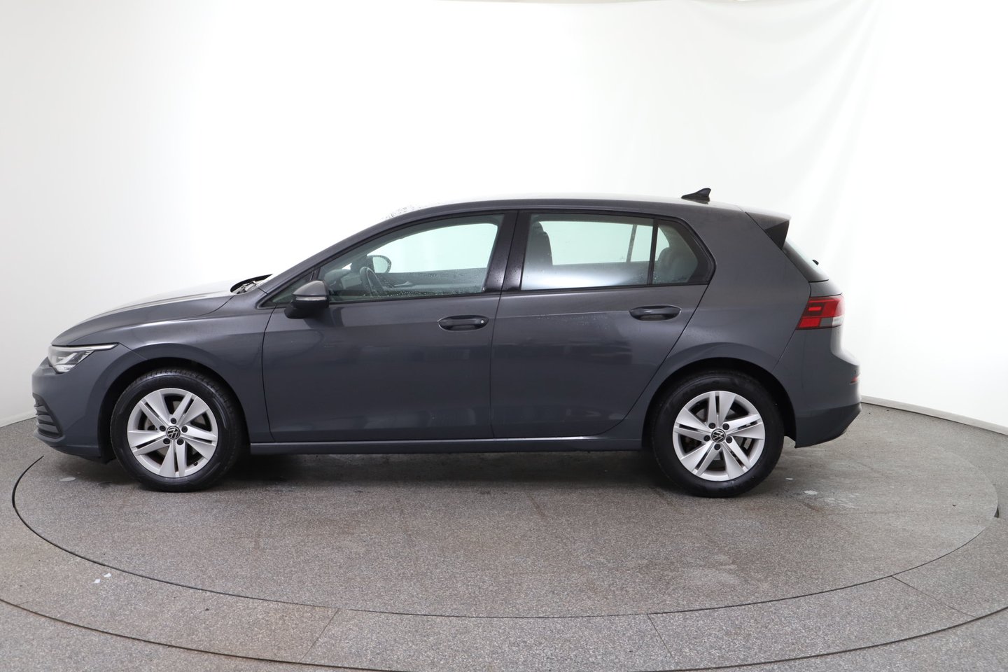 VW Golf Style TSI DSG mHeV | Bild 2 von 30