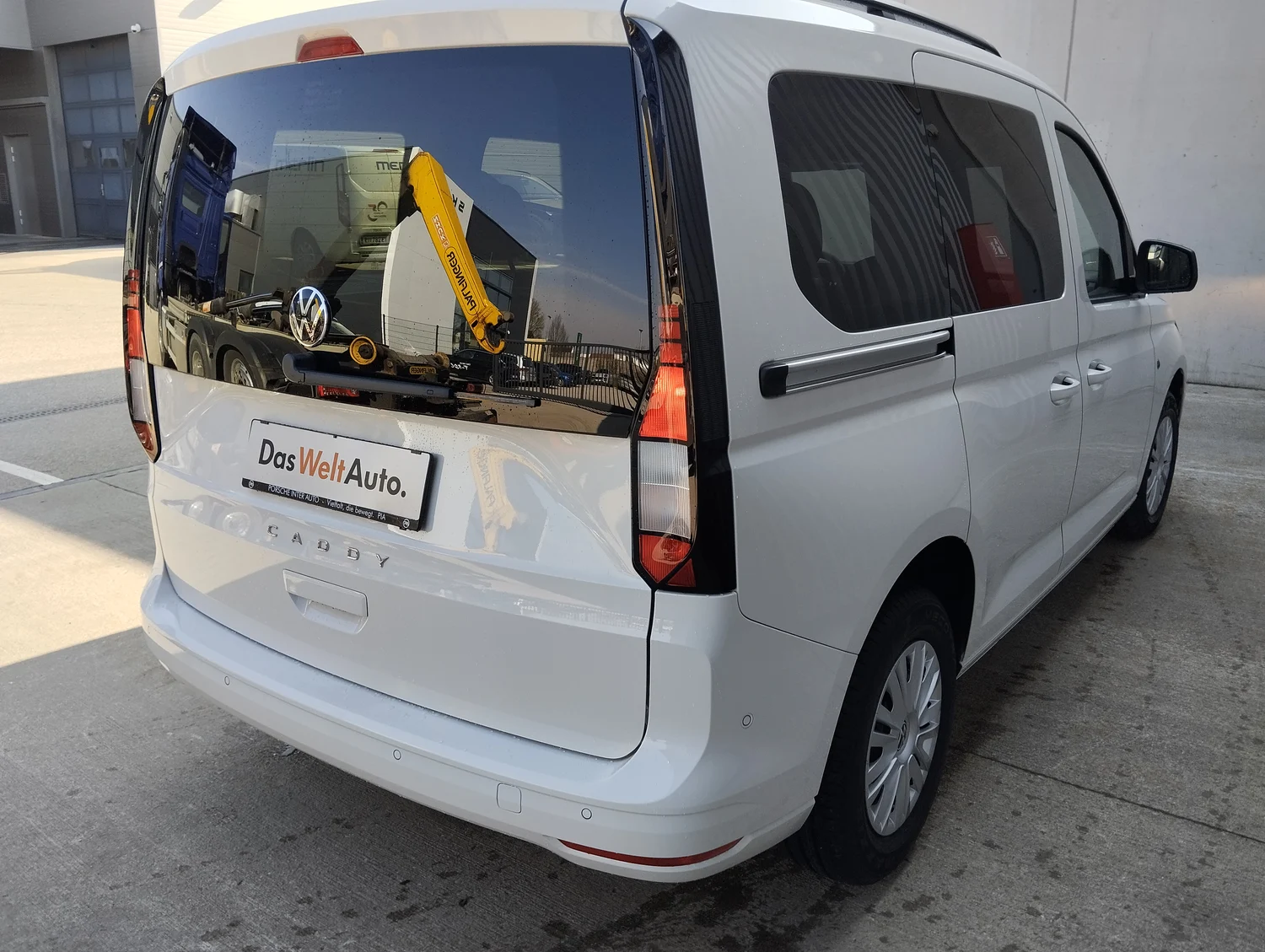 Bild eines VW Caddy Family TDI