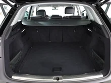 Audi Q5 40 TDI quattro intense in BRILLANTSCHWARZ