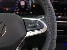 VW Golf Sport mHEV TSI DSG in Delfingrau Metallic
