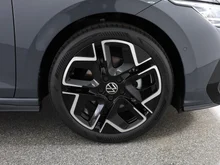 VW Golf Sport mHEV TSI DSG in Delfingrau Metallic