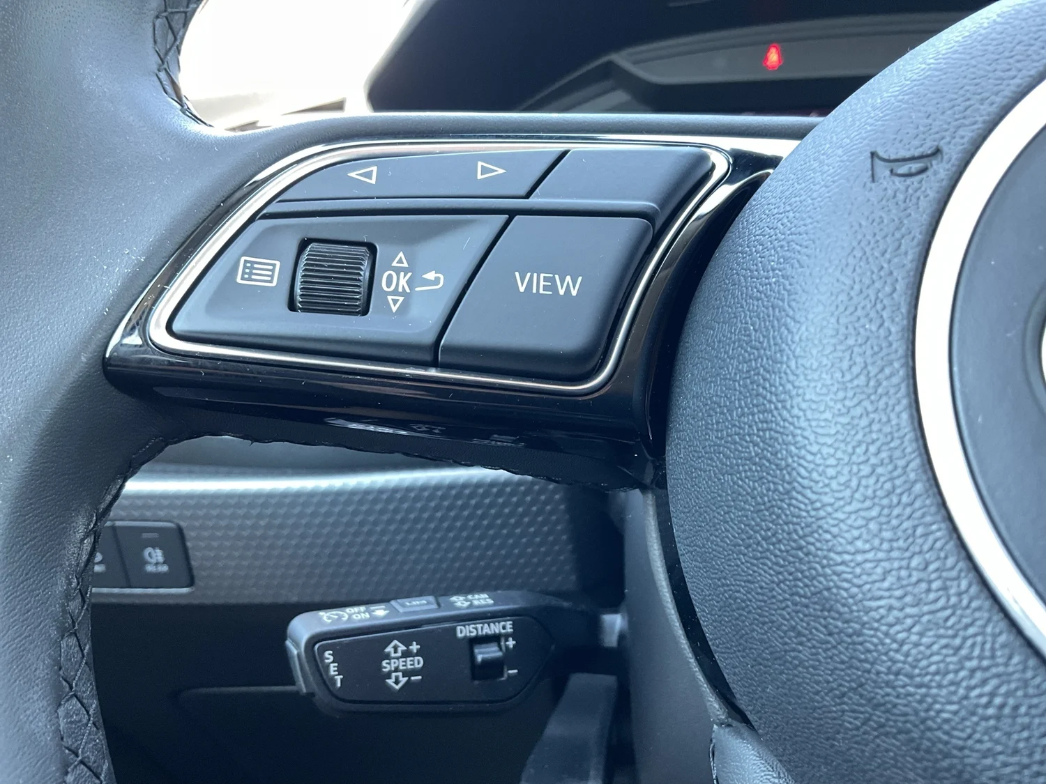 Bild eines Audi A1 allstreet 25 TFSI intense