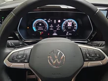 VW Caddy Style Maxi TDI in Deepblack Perleffekt