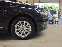 VW Caddy Style Maxi TDI in Deepblack Perleffekt