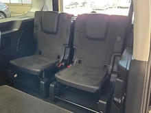 VW Caddy Style Maxi TDI in Deepblack Perleffekt