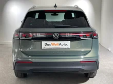 VW Tiguan Sport eTSI DSG in Cipressino-Grün Metallic