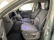 VW Tiguan Sport eTSI DSG in Cipressino-Grün Metallic