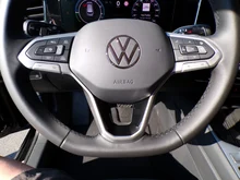 VW Passat Variant Elegance eHybrid 150kW in Grenadillschwarz Metallic