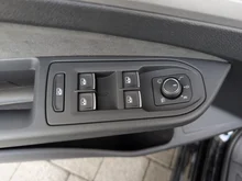 VW Golf Rabbit mHEV DSG in Grenadillschwarz Metallic