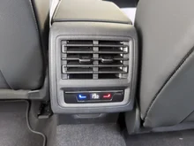 VW Golf Rabbit mHEV DSG in Grenadillschwarz Metallic