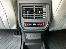 Škoda Peaq Selection 90x in Smokey Diamond-Silber Metallic