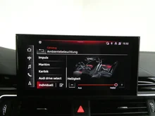 Audi A4 Avant 40 TDI quattro S line in 0E Mythosschwarz Metallic