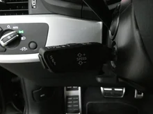 Audi A4 Avant 40 TDI quattro S line in 0E Mythosschwarz Metallic