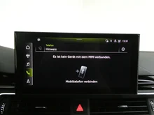 Audi A4 Avant 40 TDI quattro S line in 0E Mythosschwarz Metallic