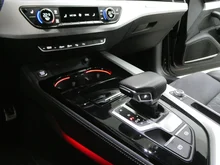 Audi A4 Avant 40 TDI quattro S line in 0E Mythosschwarz Metallic
