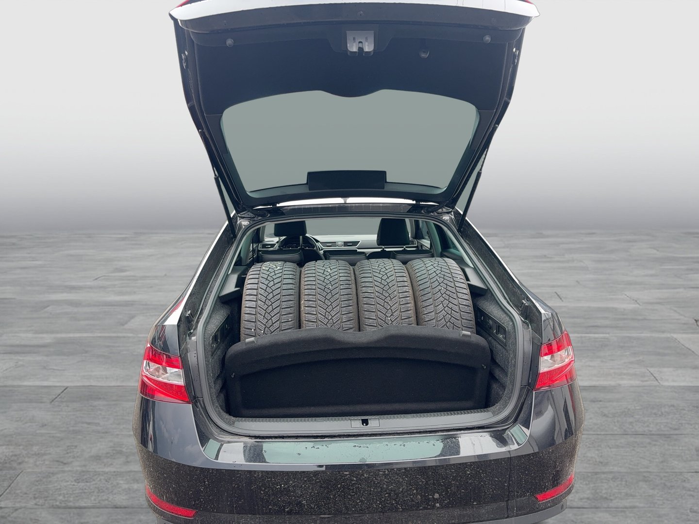 Škoda SUPERB Style TSI ACT DSG | Bild 16 von 18