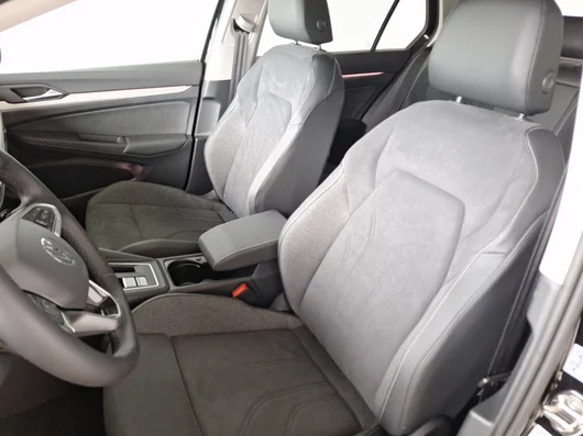 Bild eines VW Golf Rabbit eHybrid DSG 150 kW