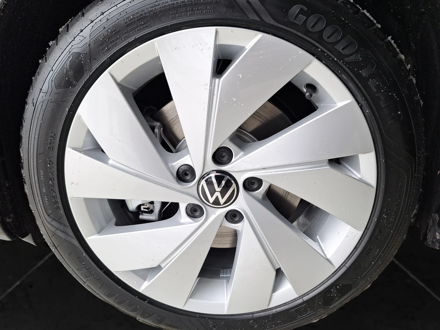 Bild eines VW Golf Rabbit eHybrid DSG 150 kW