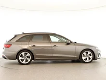 Audi A4 Avant 40 TDI quattro S line in terragrau