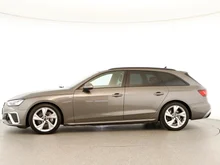 Audi A4 Avant 40 TDI quattro S line in terragrau