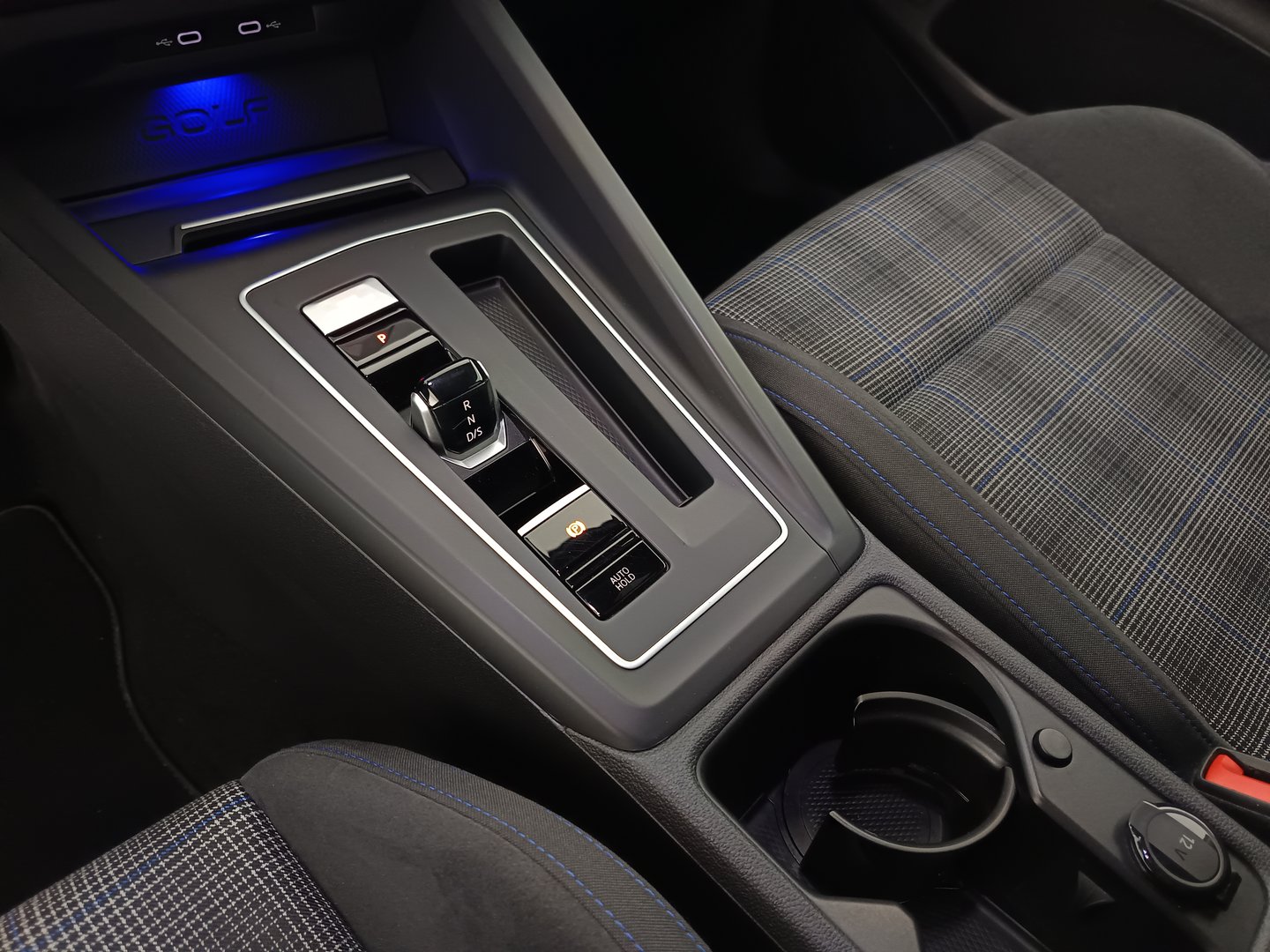 VW Golf GTE | Bild 30 von 34