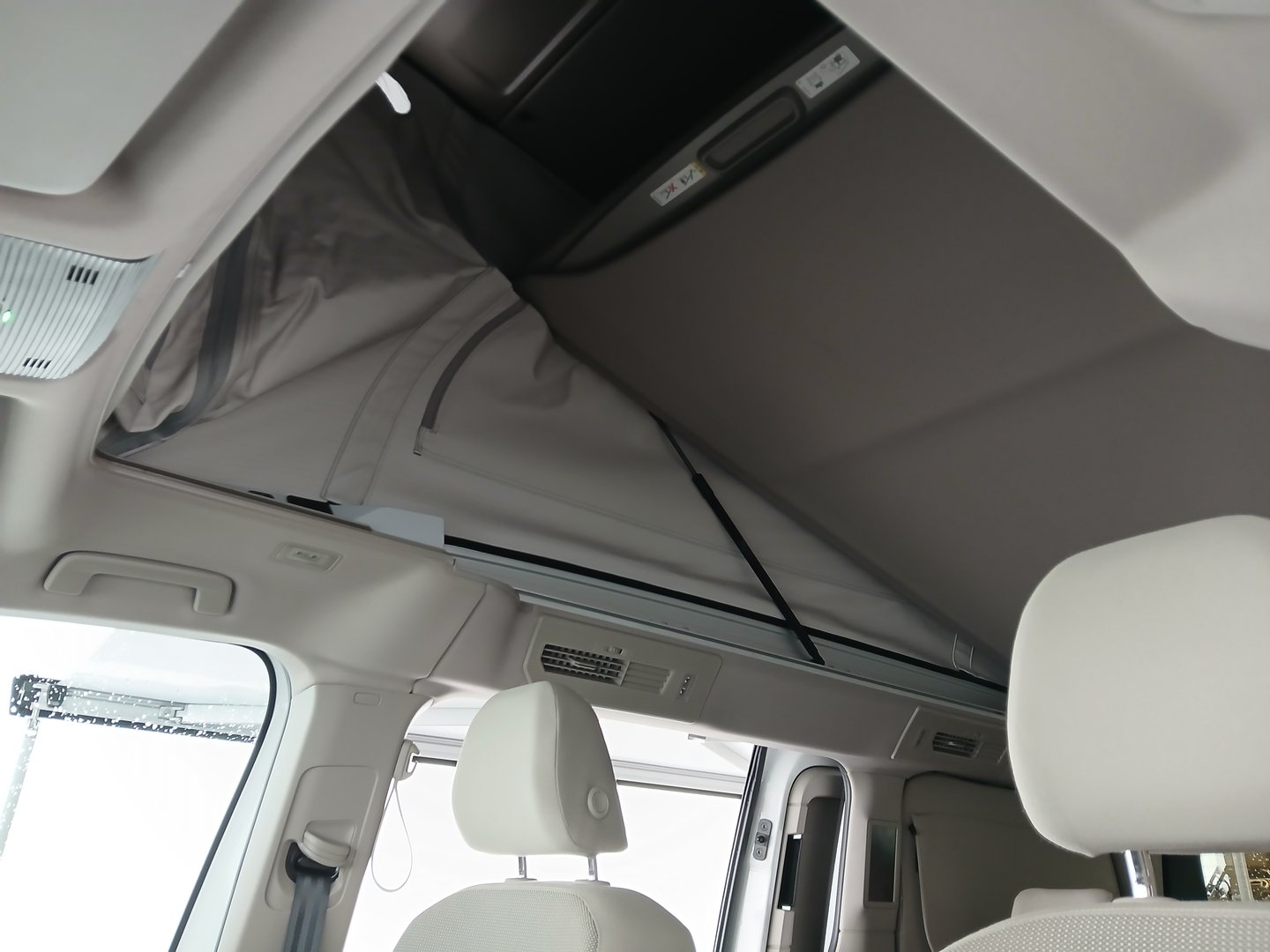 VW California Beach Camper eHyb. 180 kW 4M | Bild 38 von 40