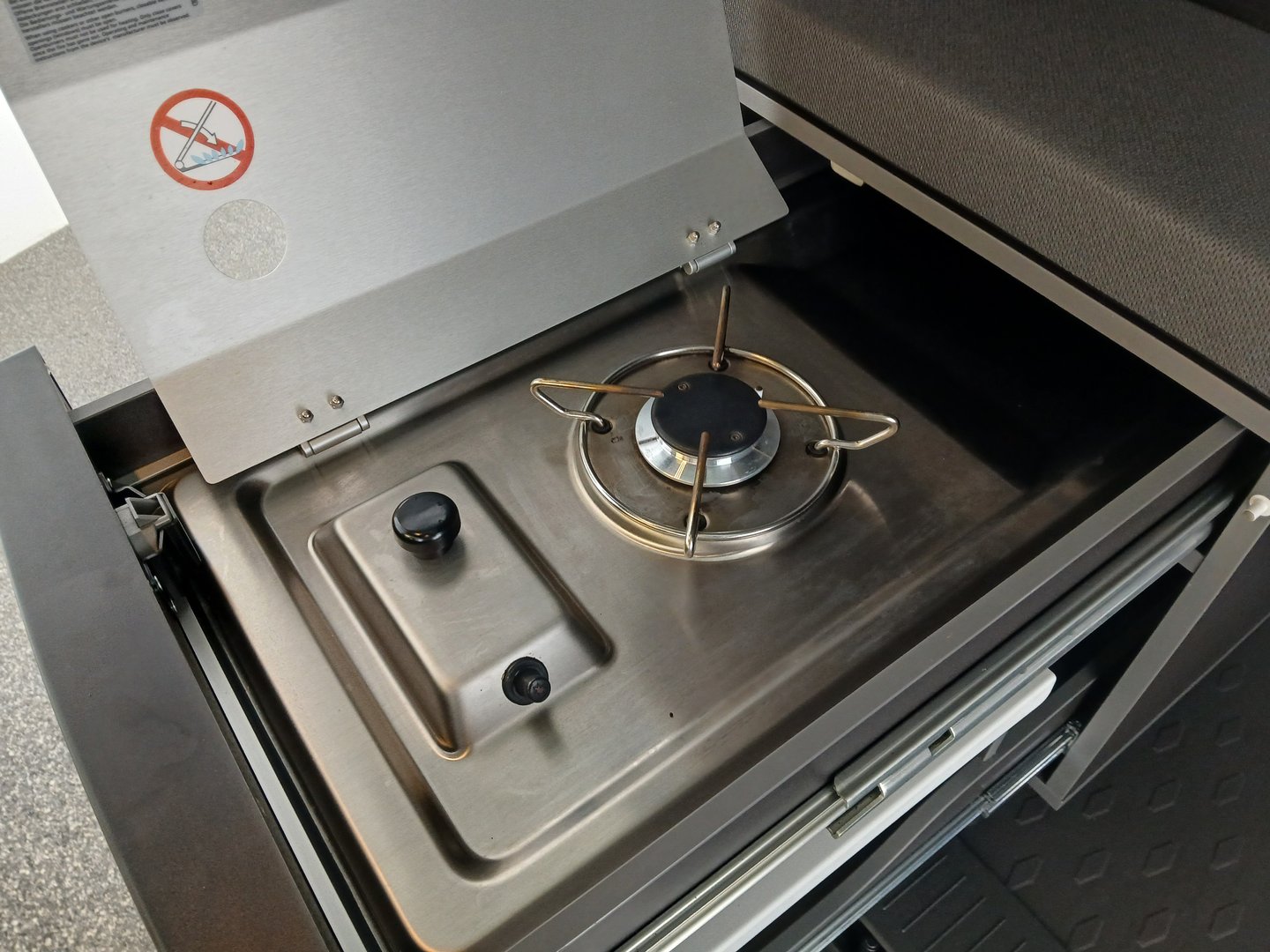 VW California Beach Camper eHyb. 180 kW 4M | Bild 36 von 40