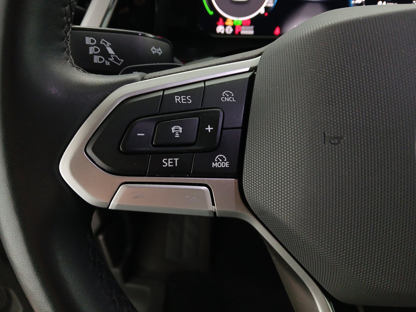 VW California Beach Camper eHyb. 180 kW 4M | Bild 15 von 40