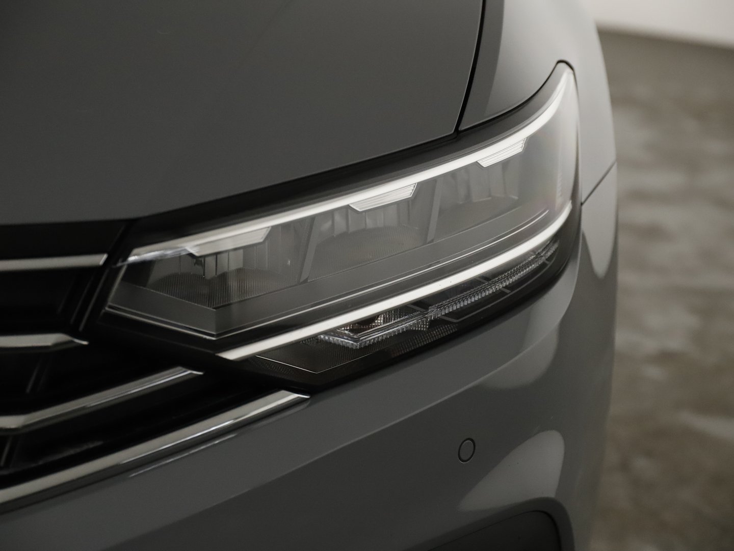 VW Passat Variant Business TDI SCR DSG | Bild 3 von 21