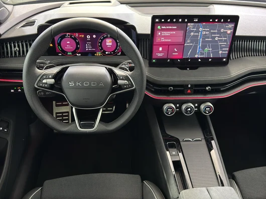 Bild eines Škoda Superb Combi Sportline iV TSI DSG