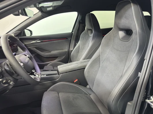 Bild eines Škoda Superb Combi Sportline iV TSI DSG