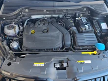 Škoda Karoq SPORTLINE TSI DSG ACT in Black-Magic Perleffekt