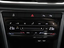 VW T-Roc Style TSI DSG in PURE WHITE