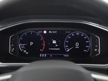VW T-Roc Style TSI DSG in PURE WHITE