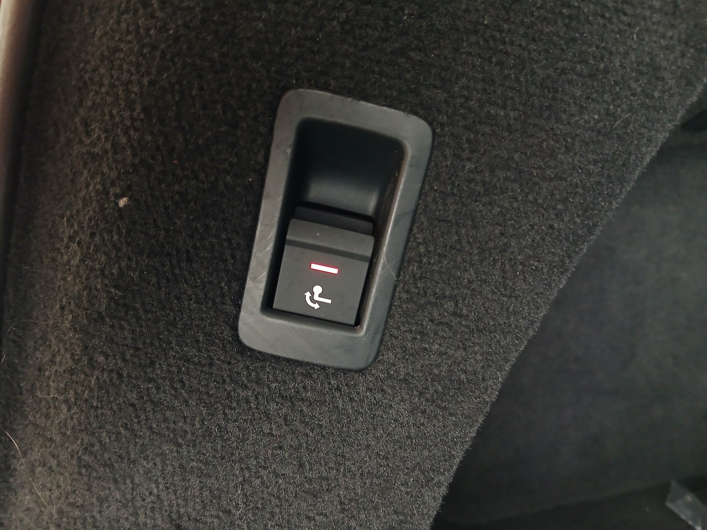 Audi A6 Avant 35 TDI Sport | Bild 34 von 37