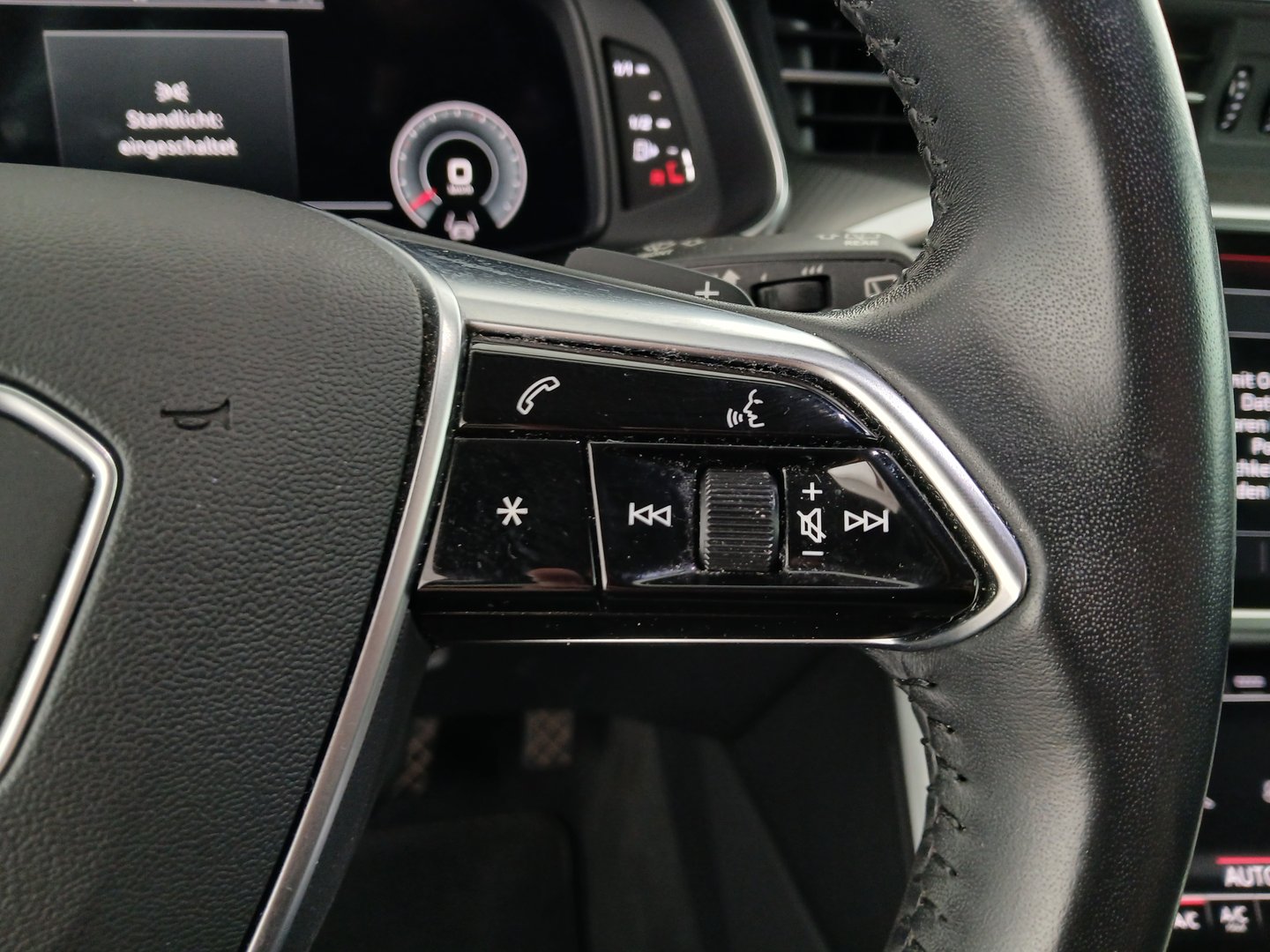 Audi A6 Avant 35 TDI Sport | Bild 18 von 37