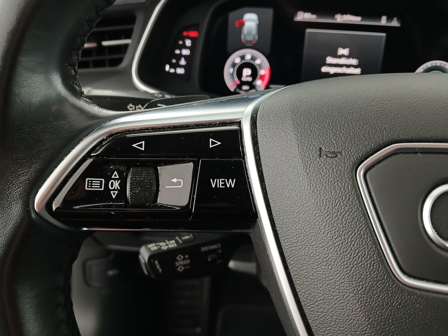 Audi A6 Avant 35 TDI Sport | Bild 17 von 37